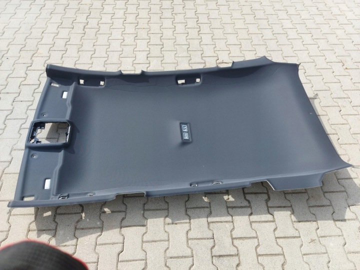 SKODA ENYAQ 5LA tapacír střechy