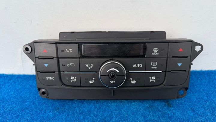 JEEP GRAND CHEROKEE WK2 PANEL OGRZEWANIA CLIMATIZZATORE ARIA CONDIZIONATA sedili K85/CX42