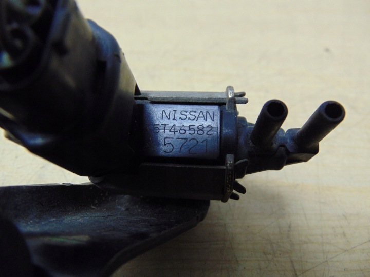 NISSAN NAVARA 2,5 DCI Magnetische elektrovalve Turboladers OE K5T46582 7