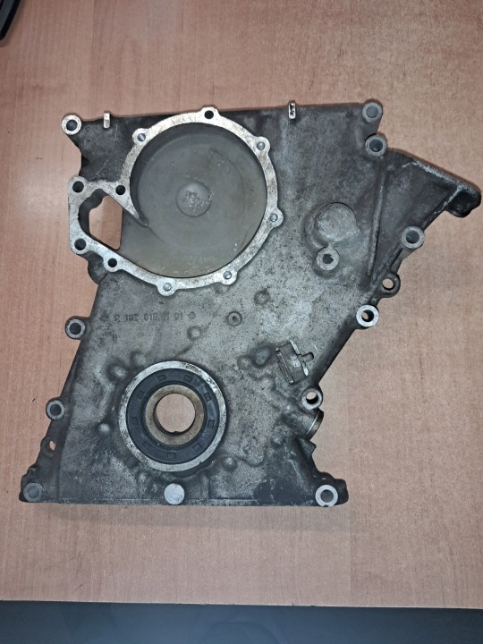 vezérmüházfedél MERCEDES W123 W124 W201 M102 2,0 1020151101