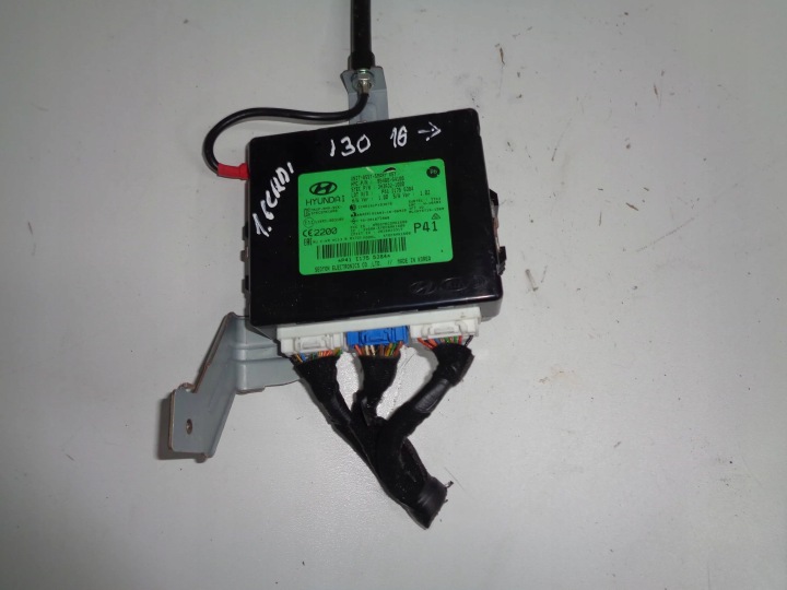 HYUNDAI I30 III 1.6 CRDI comfort control unit 16R