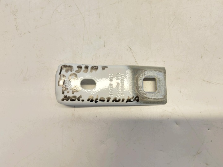 VW Passat R B9 3J0 2025r Console Support plaque Poignée Aile oryg 3j0821431
