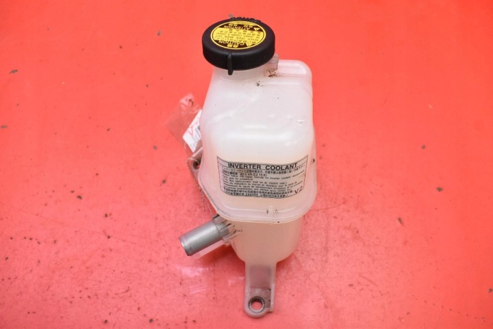 water tank TOYOTA PRIUS III XW30 1.8 HYBRID 99 KM 09-11