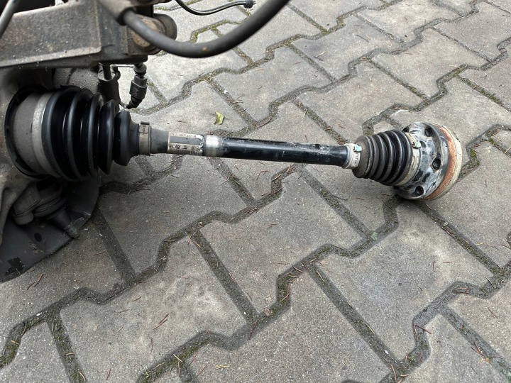 Antriebswelle links VOLKSWAGEN TRANSPORTER T6.1 2.0 TDI 7LA407271B