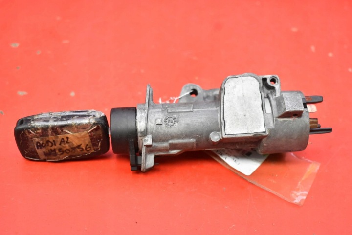 Accensione chiave 4B0905851C AUDI A2 8Z 1.4 16V 75 KM 99-05