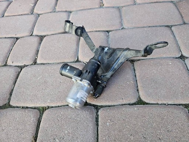 pumpa obiegowa vody snímač wodny dodatková 1.4T Opel Corsa E 55595065