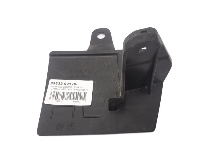 Schmutzfänger Blende Abdeckung links heck TOYOTA AURIS und E15 / 65632-02170