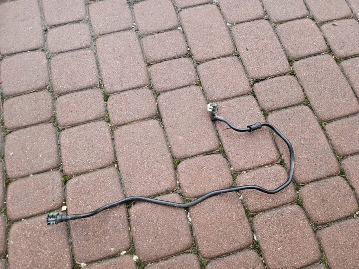 fuel line paliwowy 1.2 1.4 Opel ADAM 13356817