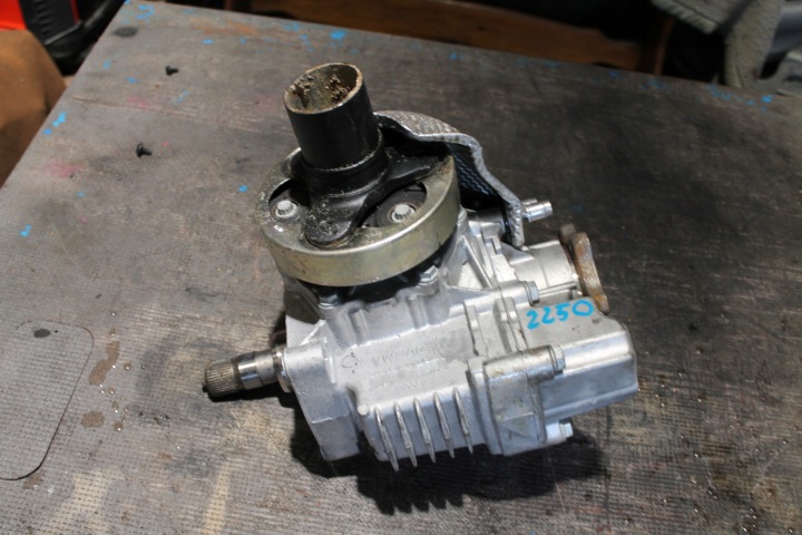 2250. REDUKTOR Boîte de vitesse Engrenage SEAT VW 0FN409053C