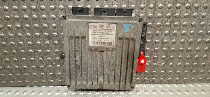 ordinateur 8200212351 R0410C034A 8200129063 RENAULT CLIO II 1.5 DCI