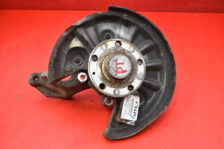Achsschenkel Radnabe Radlager schenkel rechts heck VW PASSAT B8 2.0 TDI 150 KM 14-20