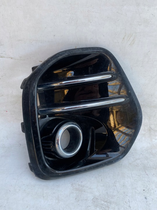 KIA SPORTAGE IV 16- griglia Paraurti Anteriore Destro 86521-F1100