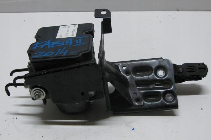 SKODA FABIA II 14R LIFT Pompe ABS 6R0907379AT 6R0614517AK
