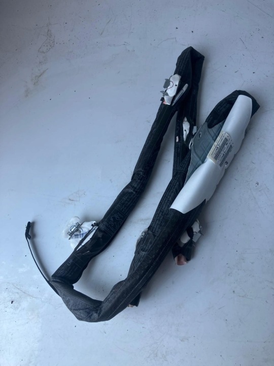 střešní airbag airbag pravá PEUGEOT 5008 a 9801658780