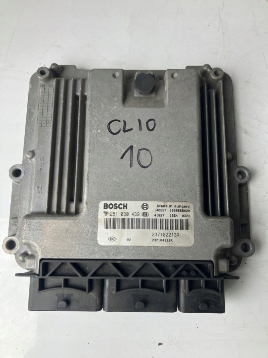 Ordinateur Moteur RENAULT CLIO IV 1.5 DCI 237104128R 237102213R