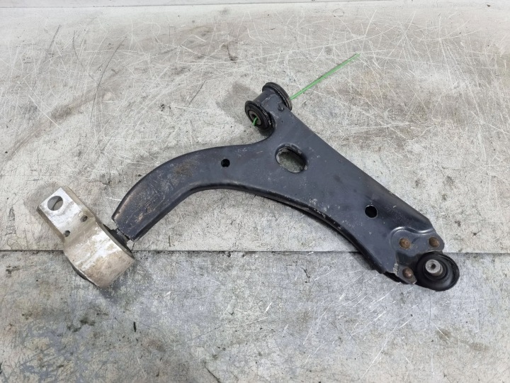 arm front right 2S61-3042-DA FORD FIESTA FUSION MK6