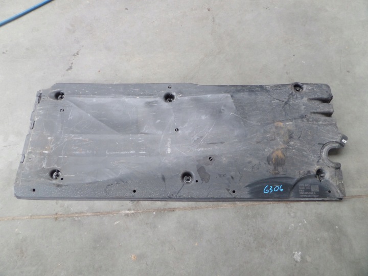 links Blende Abdeckung abdeckung Unterfahrschutz VW SKODA SEAT 2Q0825201B