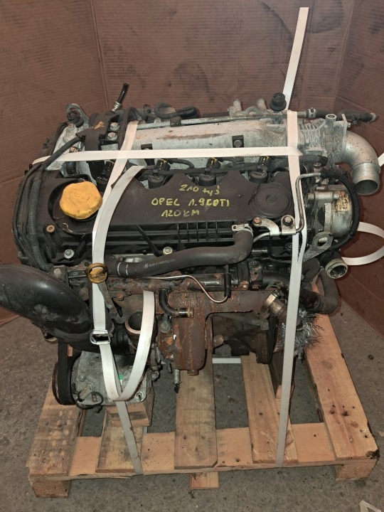 Moteur 1.9CDTI Z19DT Complet OPEL ZAFIRA B ASTRA H PEWNIAK FILM Z PRACY