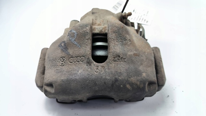 čeljust kočioni prednji dio desni VOLKSWAGEN PASSAT B5