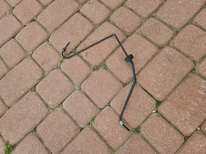 Schlauch Brems- vorne vorne links ABS servo Opel Insignia B FL 6783A