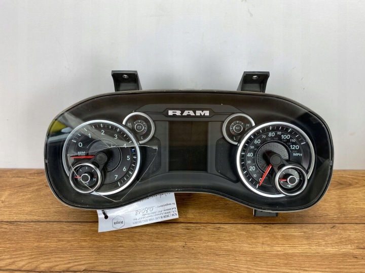 Instruments tachymètre compte tours Horloge montre tableau bord Dodge Ram 1500 2019+ USA