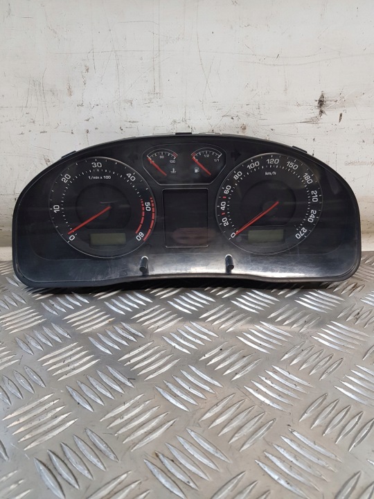 dials 3U0920811A SKODA SUPERB and 1.9TDI 04R- EUROPA