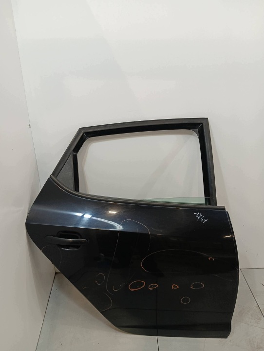 dvere pravé zadok LC9Z Seat Ibiza IV (2008-2017)