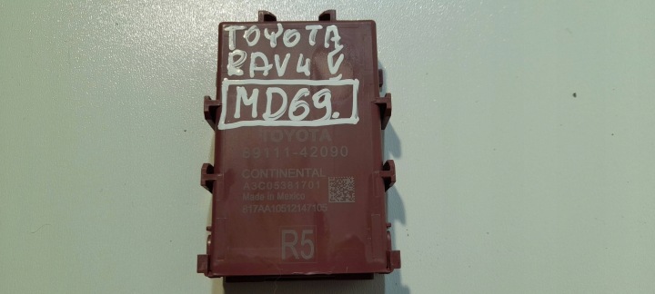 Toyota RAV 4 (XA50) modul Gateway 8911142090 (MD69)