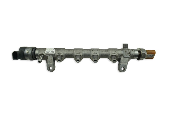 Kraftstoffverteiler Einspritzleiste Sensor VW PASSAT B7 AUDI A4 B8 2.0TDI R03L125C 057130764H
