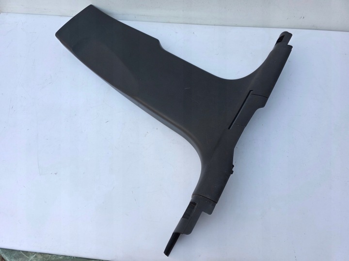 cover plastic SLUPKA B of the right SRODKOWEGO black AUDI Q5 FY 80A II