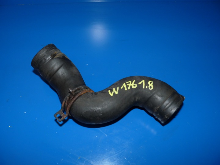 MERCEDES A W176 W246 W117 1.8 CDI tubo flessibile tubazione d’acqua