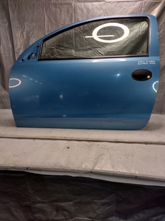 dvere ľavý predok Opel Corsa C 3D k: Z20N