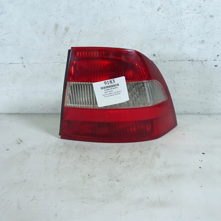 OPEL VECTRA B HATCHBACK Licht heck rechts