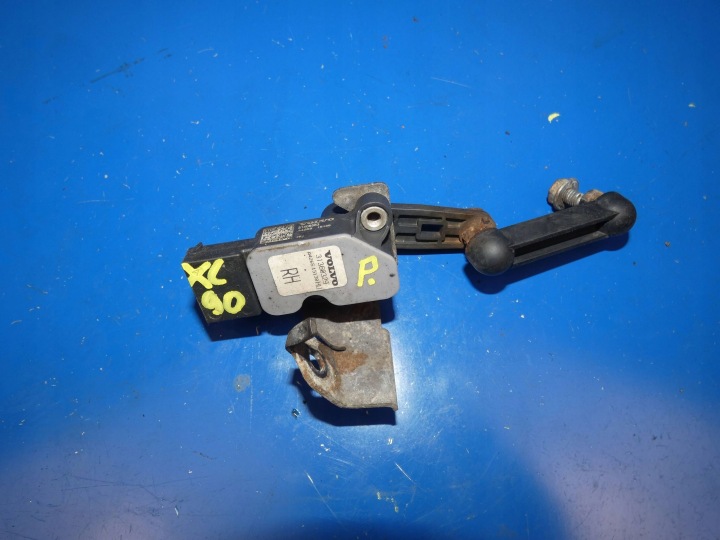 VOLVO XC90 II sensor POZIOMOWANIA of lights