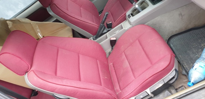 FOTEL jobb eleje PASAZERA BMW 3 E36 COMPACT OE EU