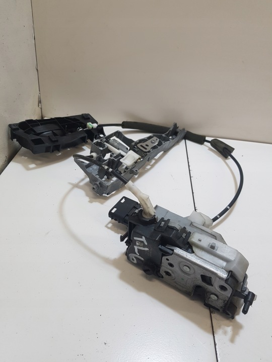 de la Serrure Portière Gauche Arrière Arrière PEUGEOT 5008 6 PIN