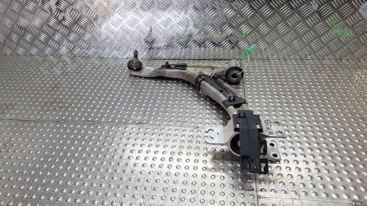 Petit bras Gauche Avant A2463330701 MERCEDES CLA W117 W176 W242 W246