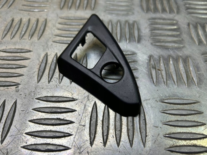 kryt zamkniecia konzoli střední BMW 5 F10 F11 9171552