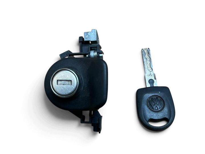 de la Serrure du capot Porte coffre hayon Volkswagen Fox 2 5Z 2009 5Z6827565H