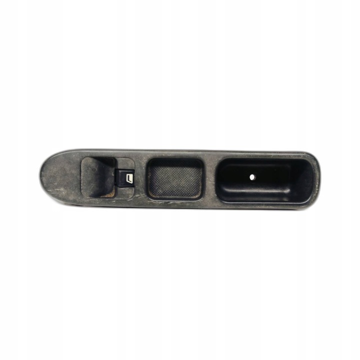 Bouton Vitres Droite Avant Peugeot 307 1.6 HDI