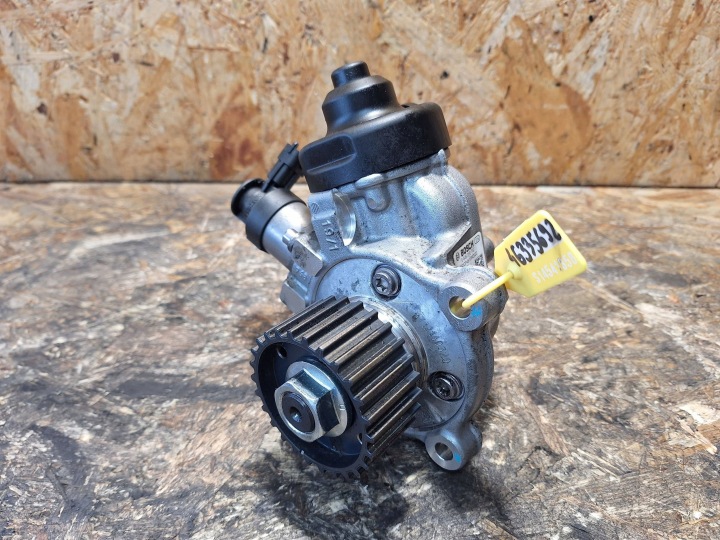 Pompe d’injection 55274845 0445010747 ALFA ROMEO GIULIA STELVIO DUCATO 2.2 D