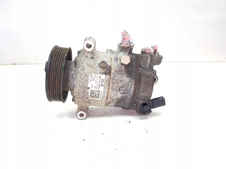 compressor of the air conditioning AUDI A3 8V VOLKSWAGEN SEAT SKODA 5Q0820803E