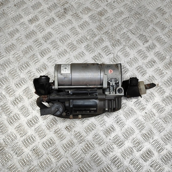 COMPRESORUL MERCEDES-BENZ E T-MODEL (S212) 4430201701 25005954 6