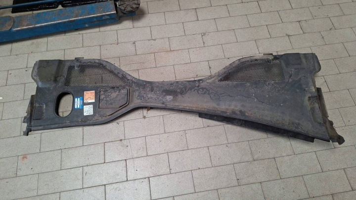 Griglia gocciolatoio Audi A6 Allroad C7 4G8819447