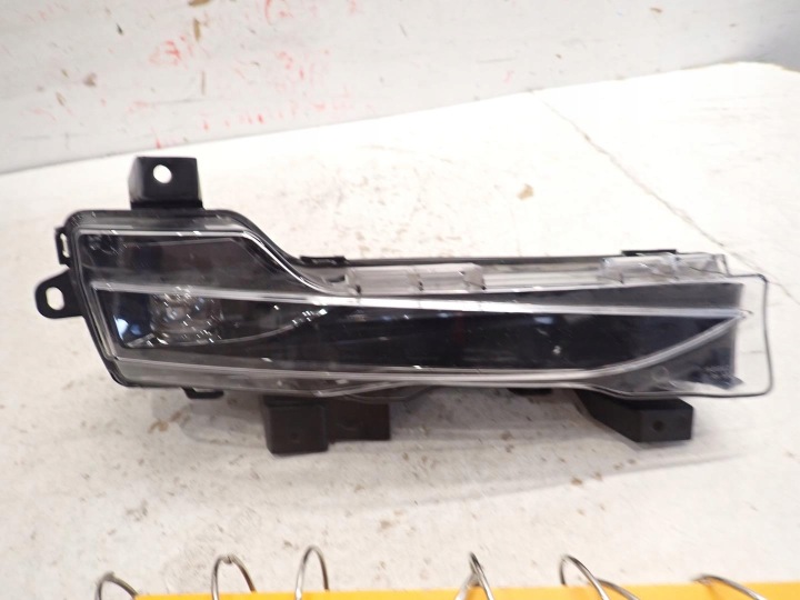 nebelscheinwerfer rechts TESLA 3 2017- 1624798-00-A