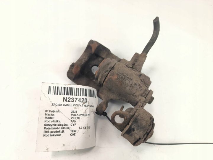 strmeň Brzdový zadok pravý 1.9 TDI VOLKSWAGEN VENTO