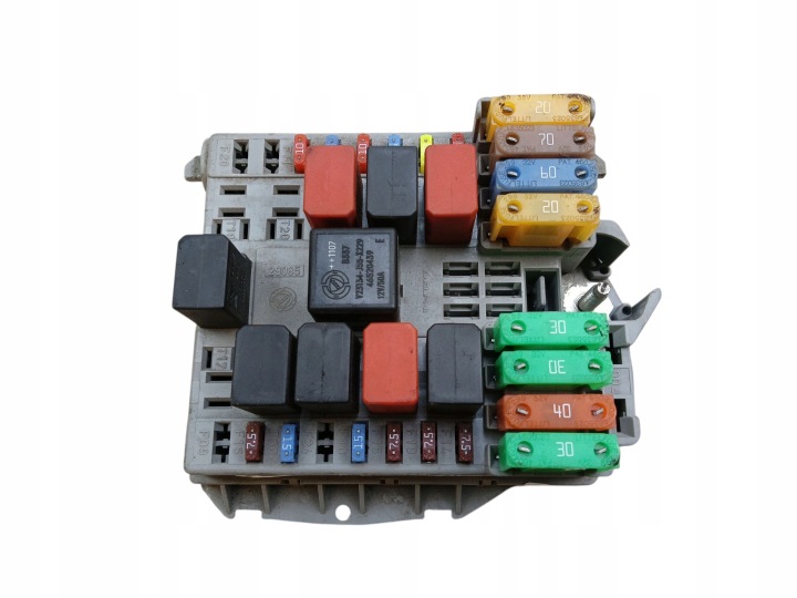 Module fusibles FIAT LINEA (2007-2015) 1.4 8V 51806891