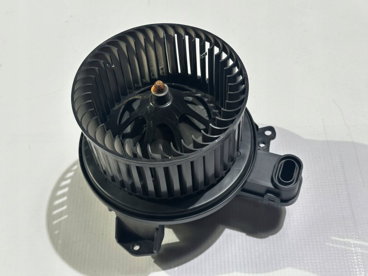 Ventilateur Réchauffement Bouches buses Ford Explorer 2020+