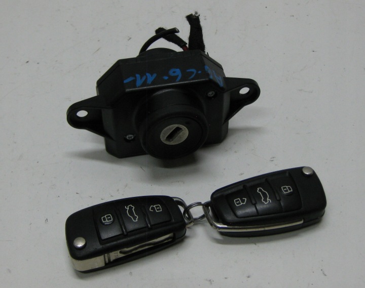AUDI A6 C6 LIFT KOMBI Allumage KLUCZYKA 4F0909135D + 2 KLUCZYKI 4F0837220R