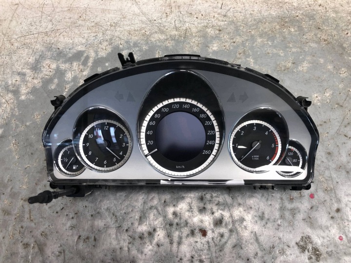 quadro strumenti TACHIMETRO contagiri OROLOGIO MERCEDES W212 KOMBI A2129004113 EUROPA